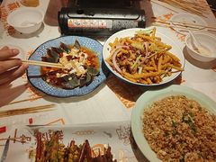 -老街烧烤大排档·地道湖北菜·龙虾馆(汉口火车站店)