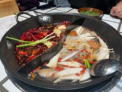 -贰回巷火锅馆(钟楼店)