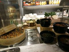 -筠咖啡西餐厅(上海国展宝龙丽筠酒店)