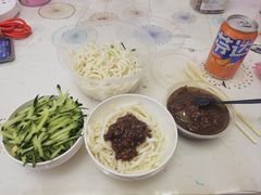 -天天初二·天津传统捞面·天津特色菜(凌奥总店)