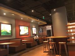 大堂-The Habit Burger Grill 哈比特汉堡(复兴soho店)