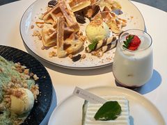 -洪小鹏生活美学馆(领SHOW天地店)