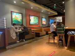 -The Habit Burger Grill 哈比特汉堡(复兴soho店)