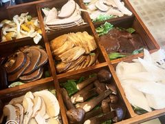 -芸鲜季·云南野生菌餐厅· 云南风物味研社(闵行店)