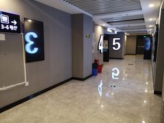 -至潮影城(厦禾路美仁广场店)