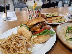 -HELLO 27 意面·沙拉·帕尼尼