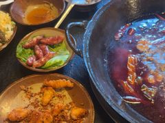 -渝井巷重庆老火锅(沈阳吉祥店)