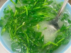 豌豆尖豆子汤-渝久隆·地道重庆味(护国寺店)
