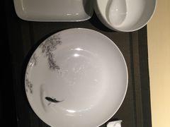 -余欢领鲜火锅(新街口店)