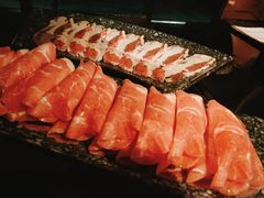 -新哥老官·畅吃123·美蛙世界(苏宁广场店)