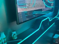 -路边边.炒菜烧烤.音乐餐厅(良乡长虹店)