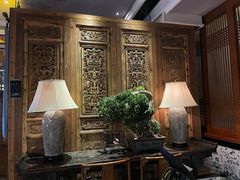 -八府香鸭·啫啫煲(华山路店)