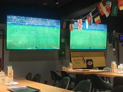 -京狮炙燥·精酿烧烤(首经贸店)