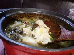 -周鱼小馆石锅酸菜鱼(活力汇店)