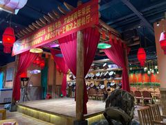 -老滇山寨•云南特色菜•地方菜•民族风情歌舞表演(金碧店)