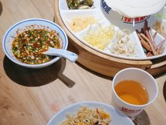-怪噜范·老贵阳街头名小吃(汇金星力城店)