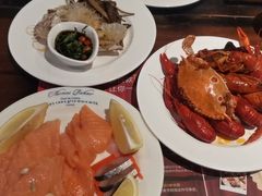 -四海一家自助餐(益田假日广场店)