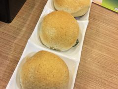 酥皮焗叉烧包-添好运点心专门店(中环IFC店)