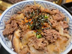 日式牛肉盖饭-黑牛の店·和牛烧肉(合生汇店)