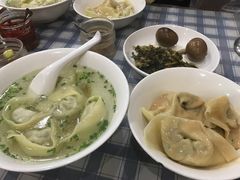 -潘国仙耳光馄饨(黄家阙路店)