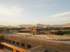 -敦煌山庄摘星阁