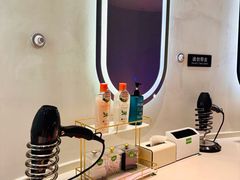 -涨巢·潮玩水疗局