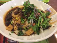 -海口骑楼小吃街