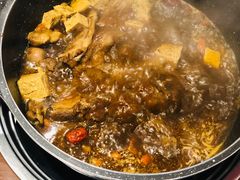 -亿诣蝎府炸酱面羊蝎子火锅(酷车小镇店)
