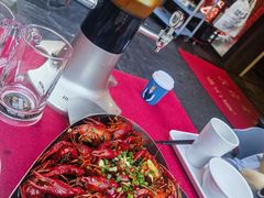 -龙巢盱眙龙虾·牛蛙·烧烤宵夜(八卦岭店)