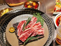 -草家酱蟹炭火烤肉店(珲春南路一店)