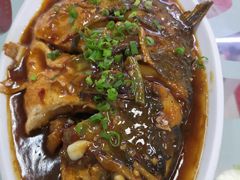 -小辣妹川味海鲜加工店(第一市场椰风巷店)