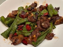 -辛香味烧鱼馆·非遗技艺·排骨红烧肉(光谷医药园店)