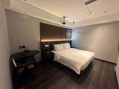-铂尔登智慧酒店(南山西丽地铁站店)