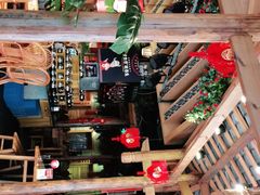 -野山舂·贵州现舂酸汤火锅(鸿通城店)