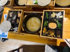 -勺子米线·云南传统小吃市集(四方街店)