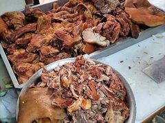 -北关桥老吨熏肉