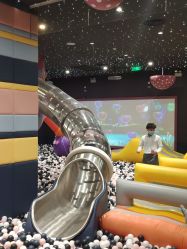 -MELAND CLUB亲子乐园·派对·餐厅(北京芳圆里ID MALL店)