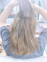 -小桑树染烫改变专门店