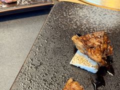 -铭牛烧肉·和牛海鲜自助(高新月牙湖店)