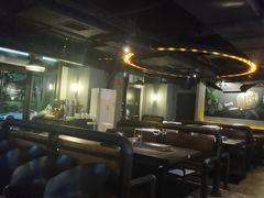 -麦凯伦烧烤·精酿超级工厂店(金桥总店)