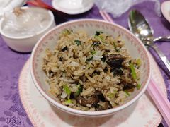经典黄鳝丝煲仔饭-惠食佳·朱雀(东方商厦店)