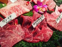 松阪牛肉拼盘-松阪牛焼肉M(法善寺横丁店)