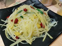 酸辣土豆丝-怪怪龙虾·澳洲蓝龙王·深夜食堂(惊驾路店)