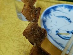 -明月食府(二区干二路店)