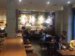 大堂-星巴克臻选(深圳海上世界店)