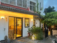 -汤宴·参须肚包鸡(南京路店)