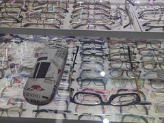 -华彬眼镜专业渐进配镜(潘家园店)