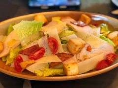 凯撒鸡肉沙拉-哈蒙德餐厅
