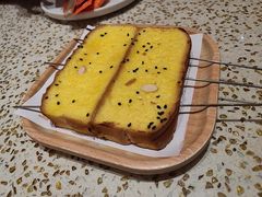 面包片-小董哥烤串·爆汁大油边(故宫店)