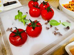 番茄脆菇沙拉-小大董·烤鸭(王府井apm店)